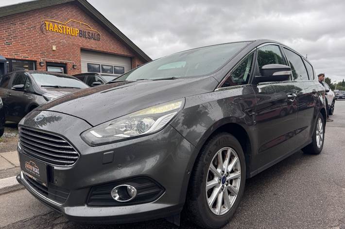 undefined Ford S-MAX fra 2015