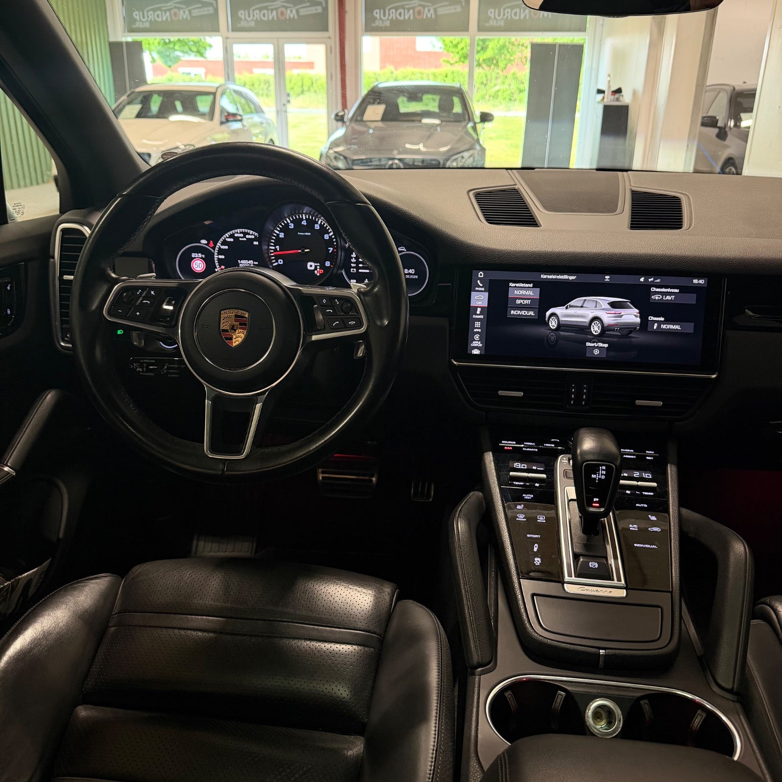 Hvid Porsche Cayenne S fra 2018