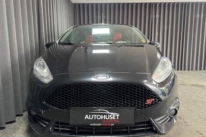 undefined Ford Fiesta fra 2014