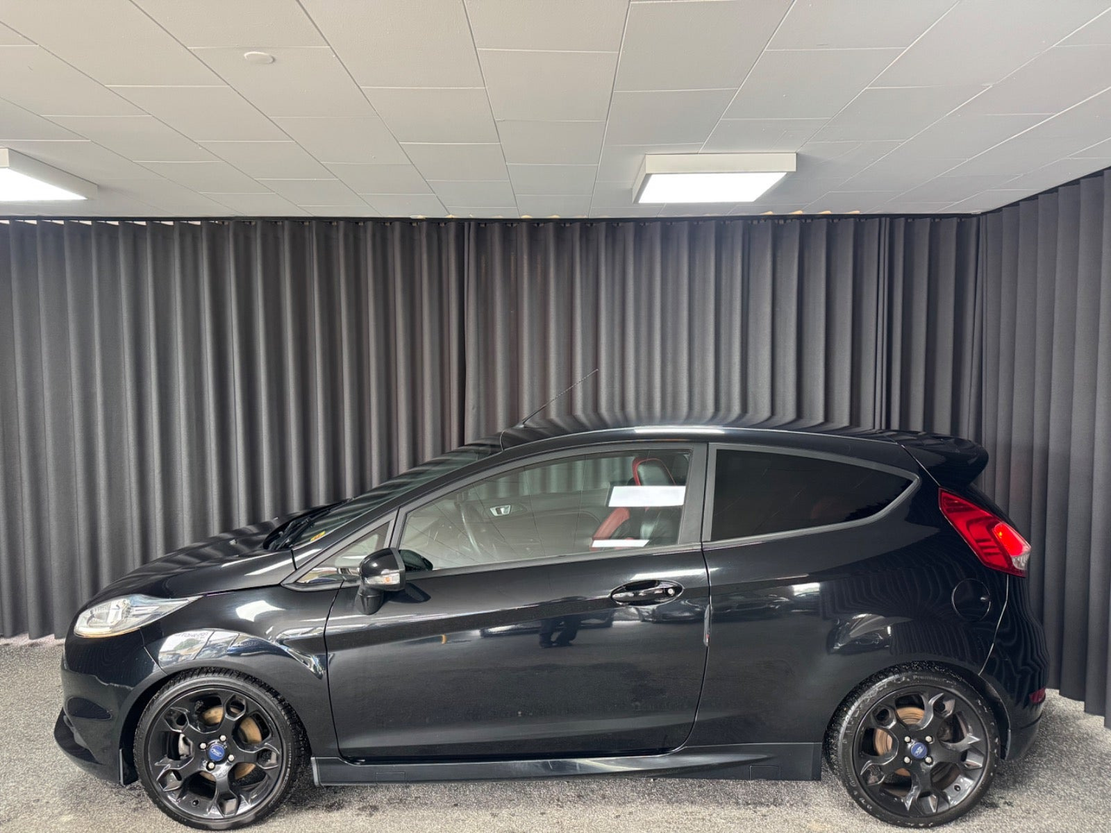 undefined Ford Fiesta fra 2014