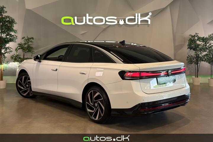 Hvid VW ID.7 fra 2024