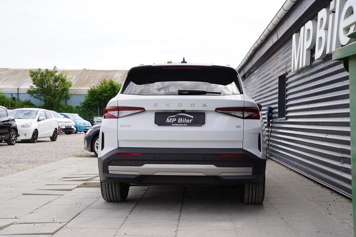 Hvid Skoda Elroq fra 2026