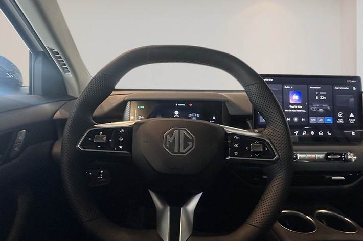Hvid MG MGS5 fra 2025
