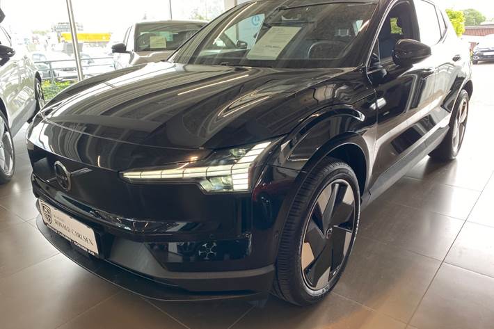 Sort Volvo EX30 fra 2024