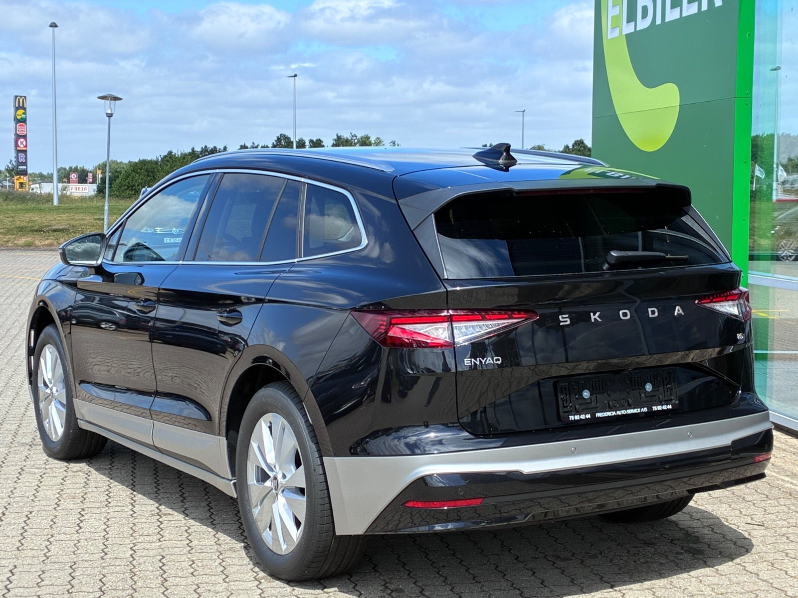 Sort Skoda Enyaq fra 2027