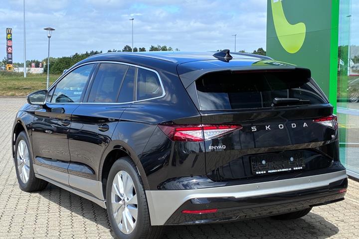 Sort Skoda Enyaq fra 2027