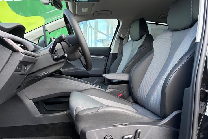 Sort Skoda Enyaq fra 2027