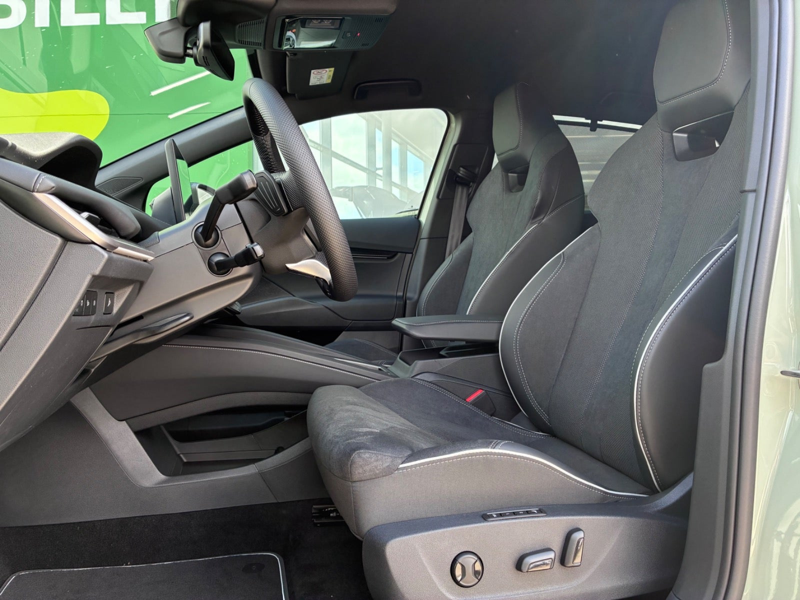 Grøn Skoda Elroq fra 2027