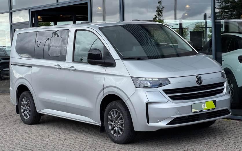 VW e-Caravelle 64 Life SWB