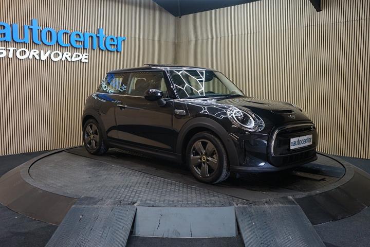 Sort Mini Cooper SE fra 2023
