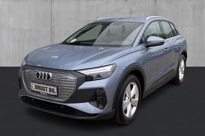 Grå Audi Q4 e-tron fra 2024