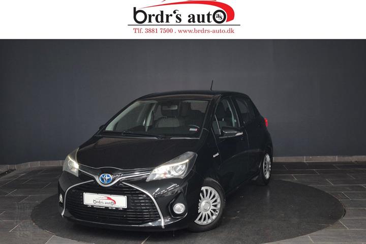 Sort Toyota Yaris fra 2015 set udefra
