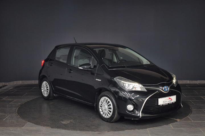 Sort Toyota Yaris fra 2015