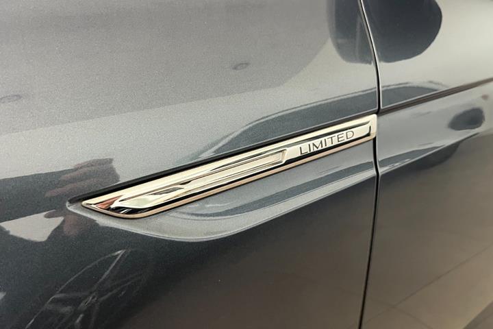 Sort Renault Megane IV fra 2020