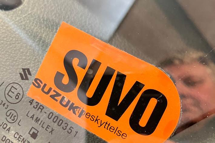 Rød Suzuki Ignis fra 2020