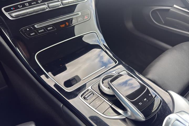 Hvid Mercedes C220 d fra 2018