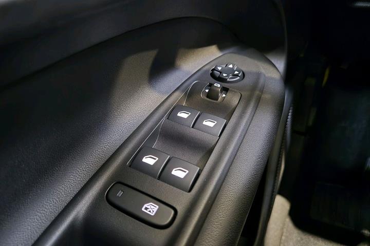 Grå Jeep Avenger fra 2025