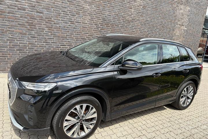 Sort Audi Q4 fra 2024