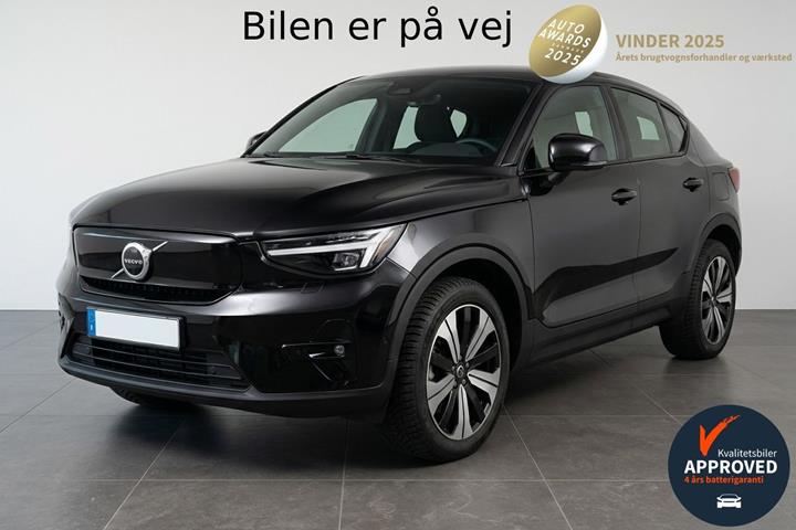 Sort Volvo C40 fra 2023 set udefra
