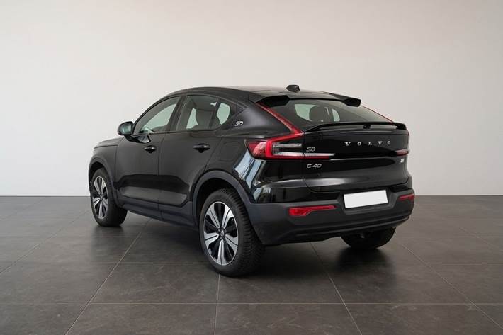 Sort Volvo C40 fra 2023