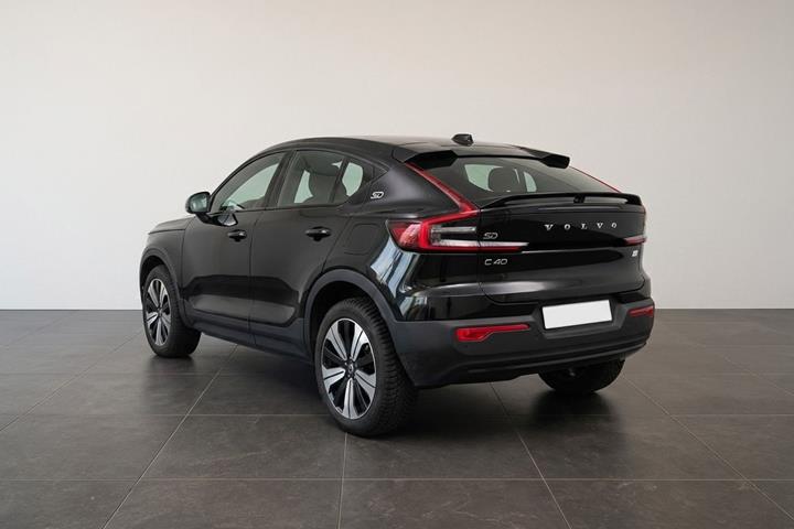 Sort Volvo C40 fra 2023