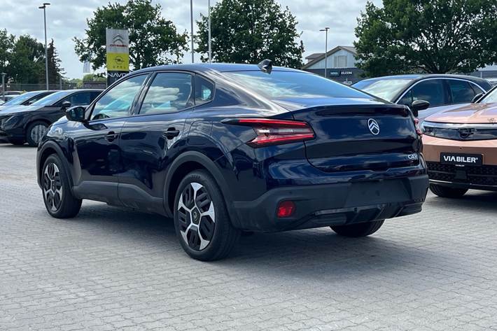 Blå Citroën ë-C4 X fra 2025