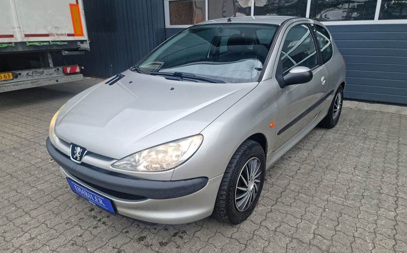 Peugeot 206 1,4 XR 75HK 3d