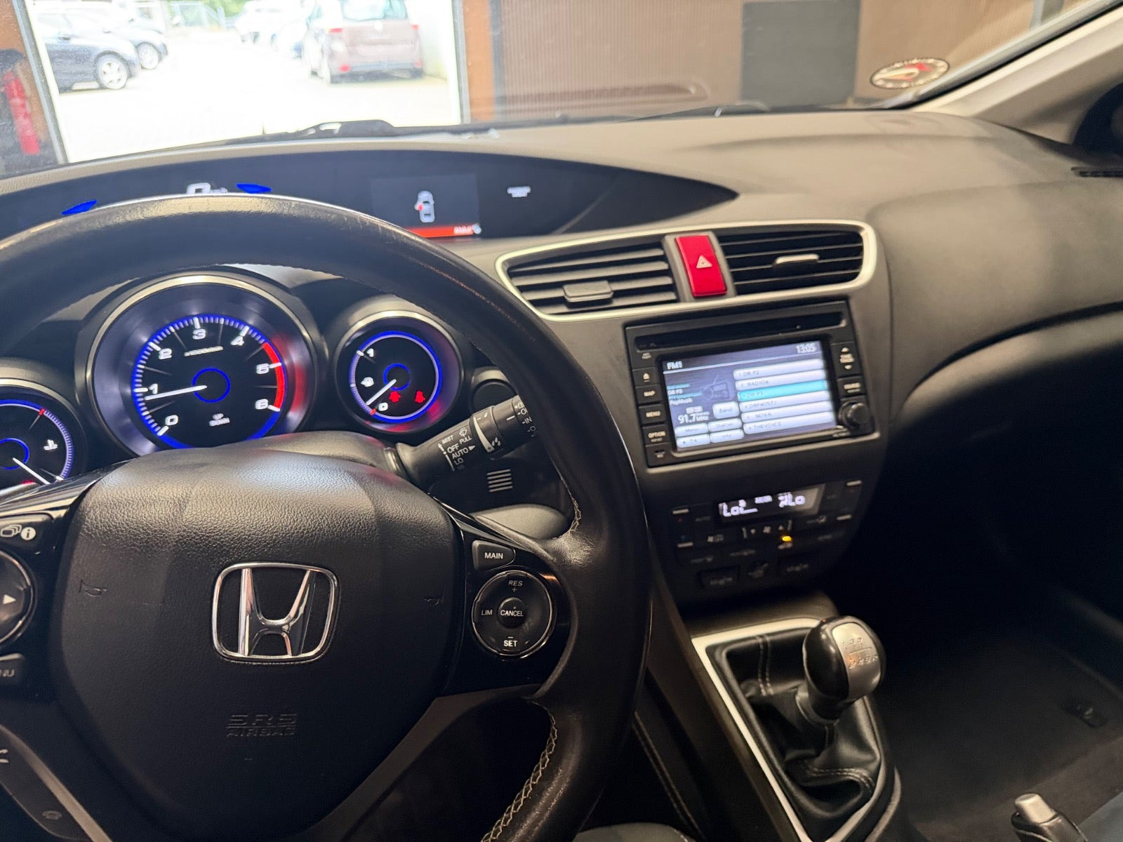 Sølv Honda Civic fra 2014