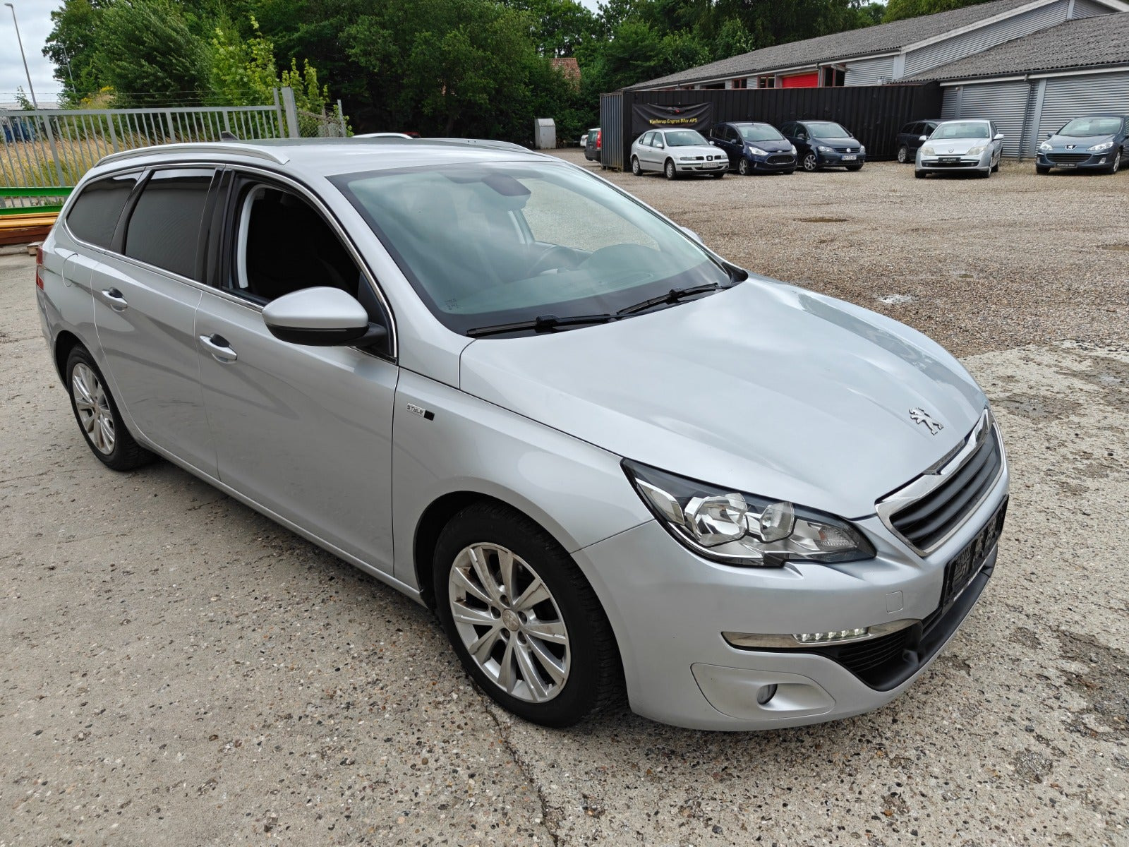 undefined Peugeot 308 fra 2017