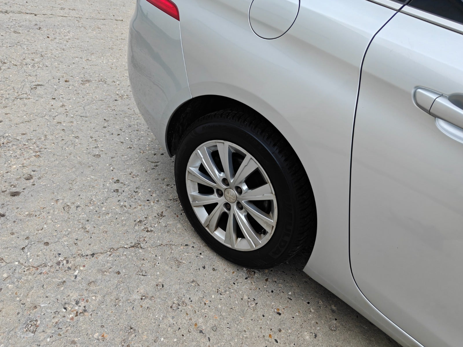 undefined Peugeot 308 fra 2017