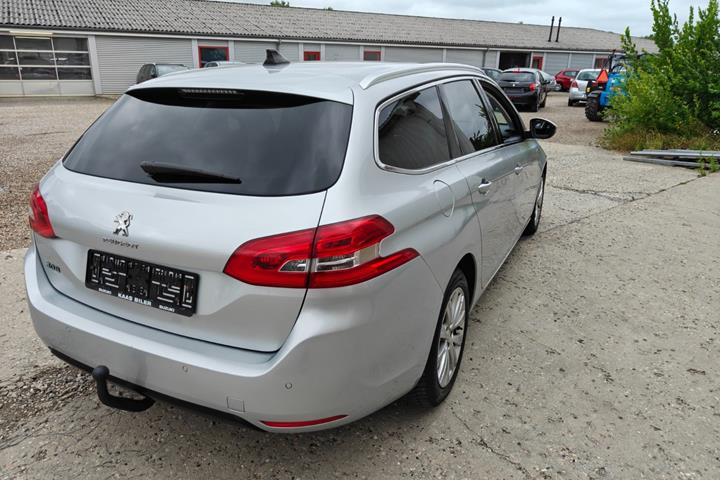 undefined Peugeot 308 fra 2017