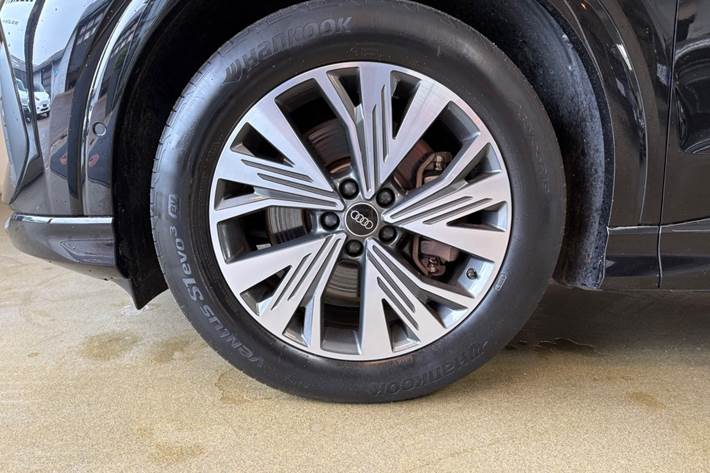 Sort Audi Q4 e-tron fra 2023