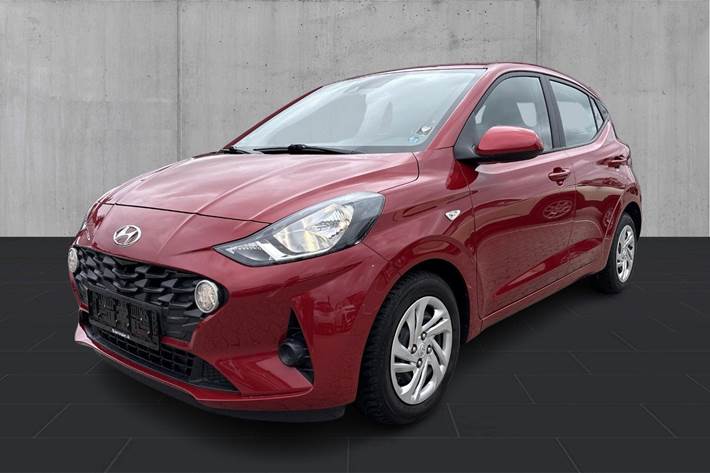 Rød Hyundai i10 fra 2022