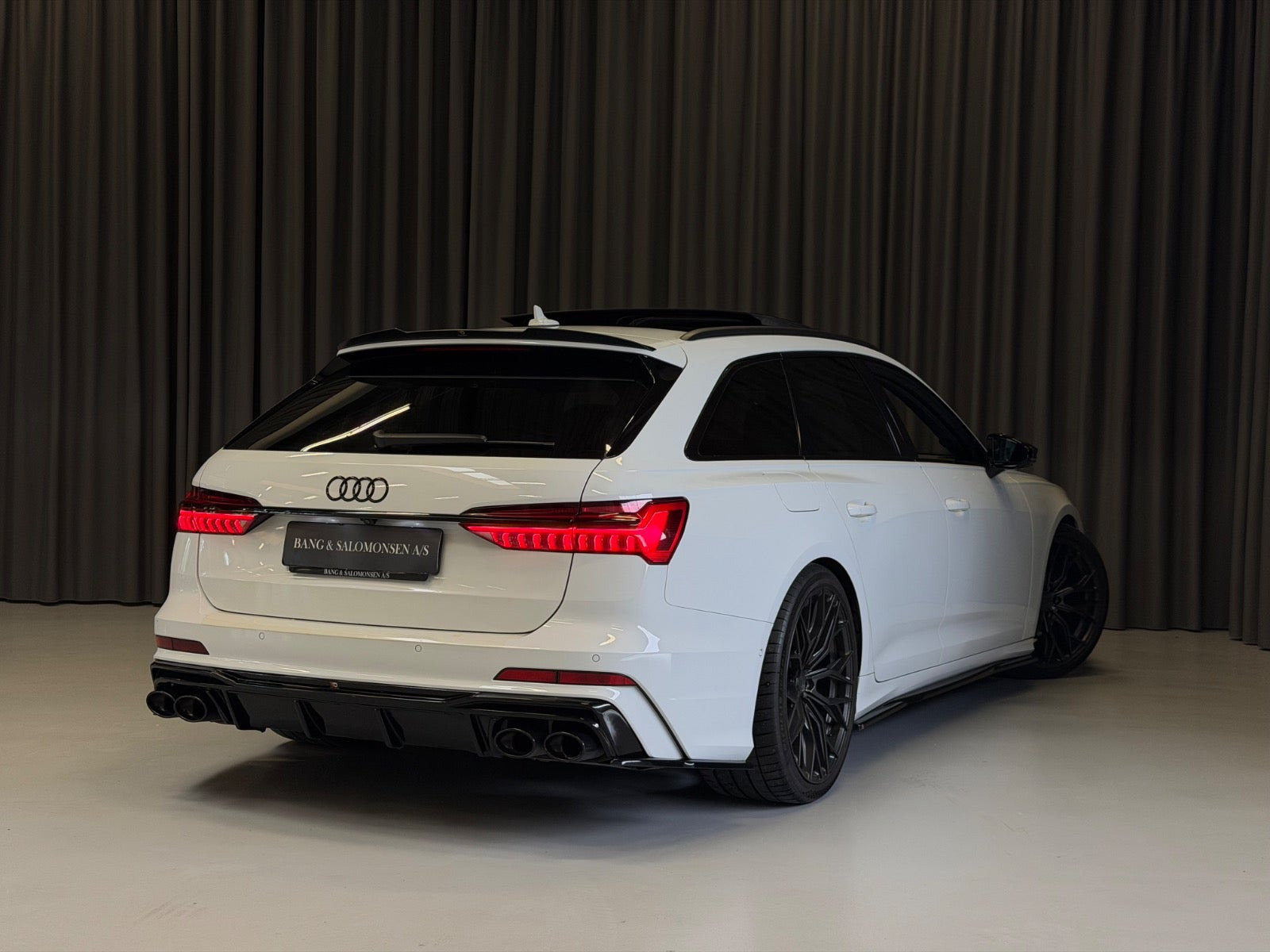 Hvid Audi A6 fra 2018