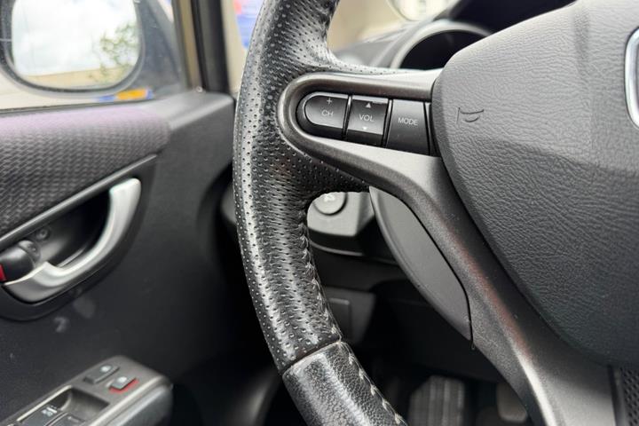Grøn Honda Jazz fra 2013