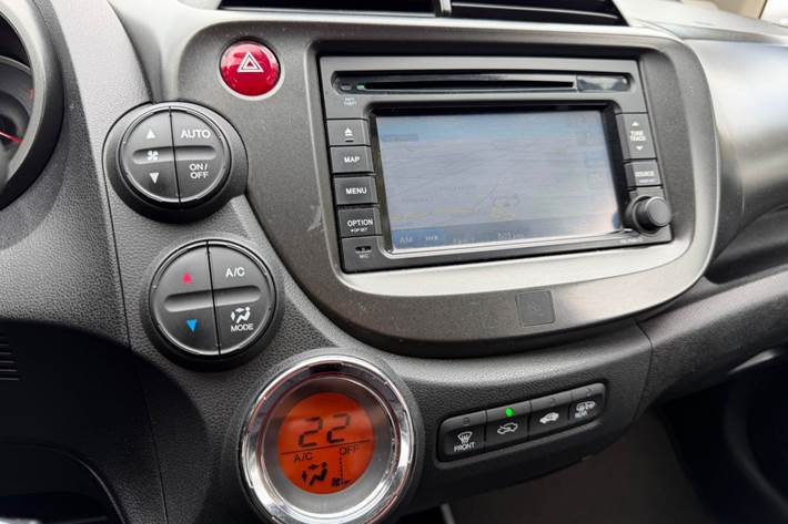 Grøn Honda Jazz fra 2013