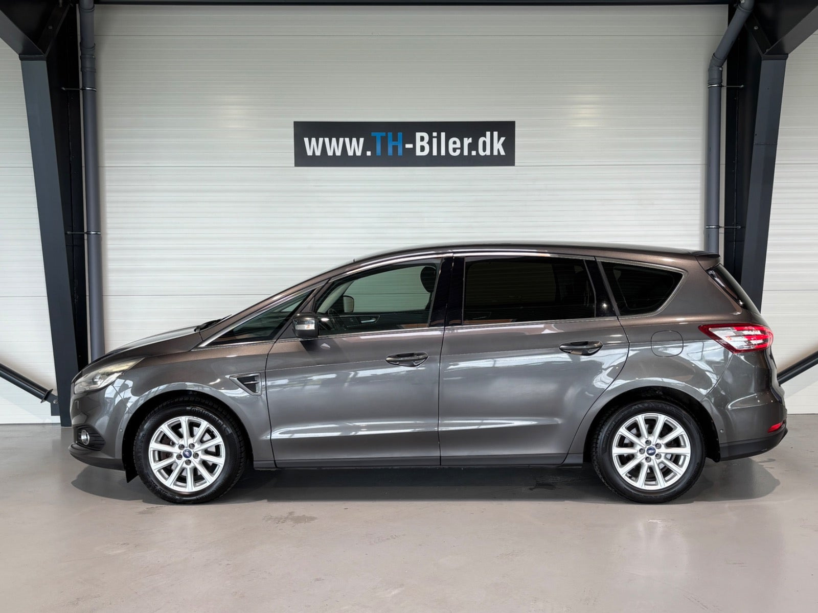 undefined Ford S-MAX fra 2016