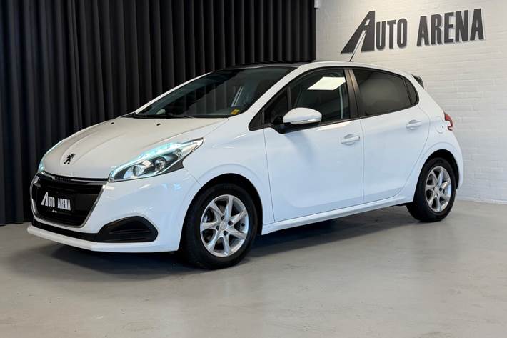 Hvid Peugeot 208 fra 2016