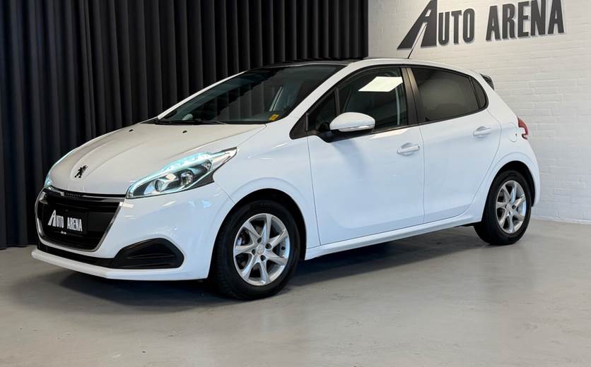 Peugeot 208 1,6 BlueHDi 100 Chili Sky