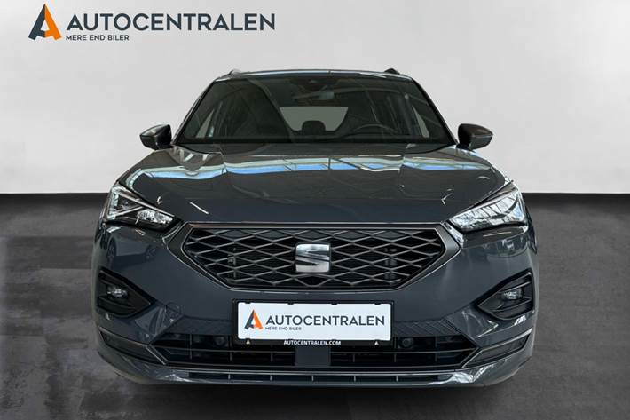 Grå Seat Tarraco fra 2022