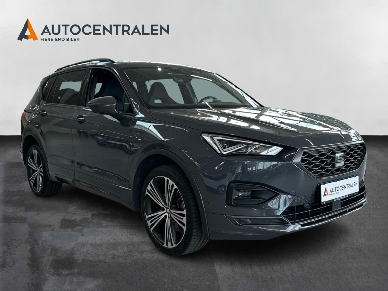 Grå Seat Tarraco fra 2022