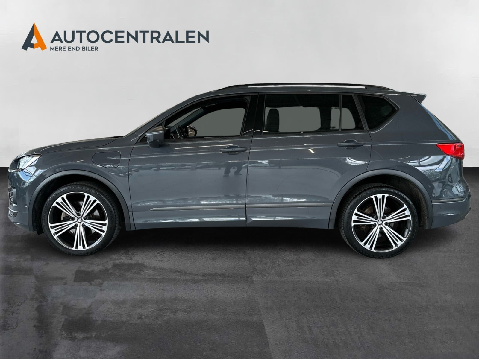 Grå Seat Tarraco fra 2022