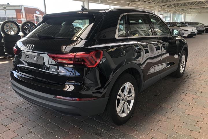 Sort Audi Q3 fra 2022