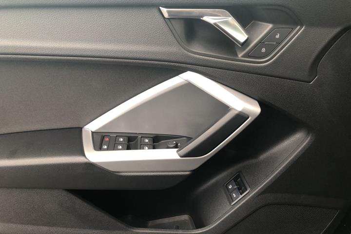 Sort Audi Q3 fra 2022