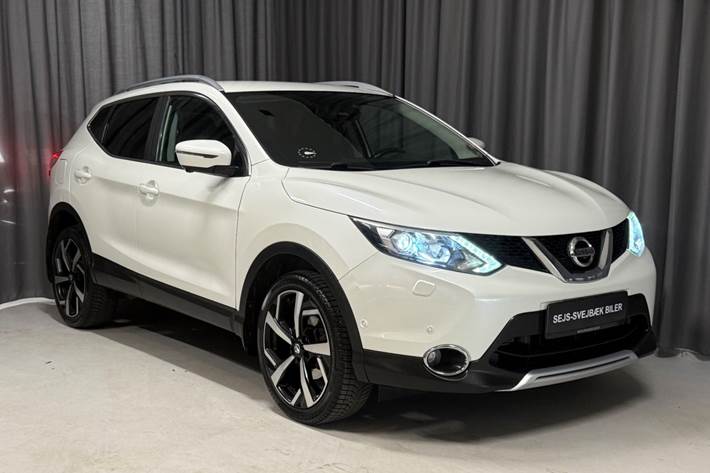 Hvid Nissan Qashqai fra 2016