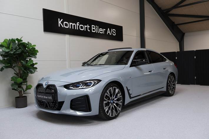 Grå BMW i4 fra 2022