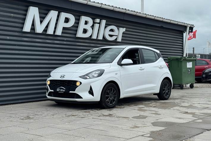 Hvid Hyundai i10 fra 2022