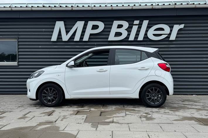 Hvid Hyundai i10 fra 2022
