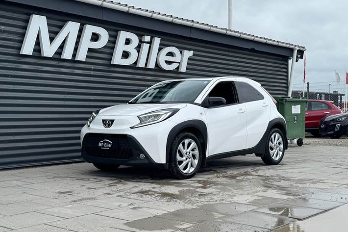 Hvid Toyota Aygo X fra 2022