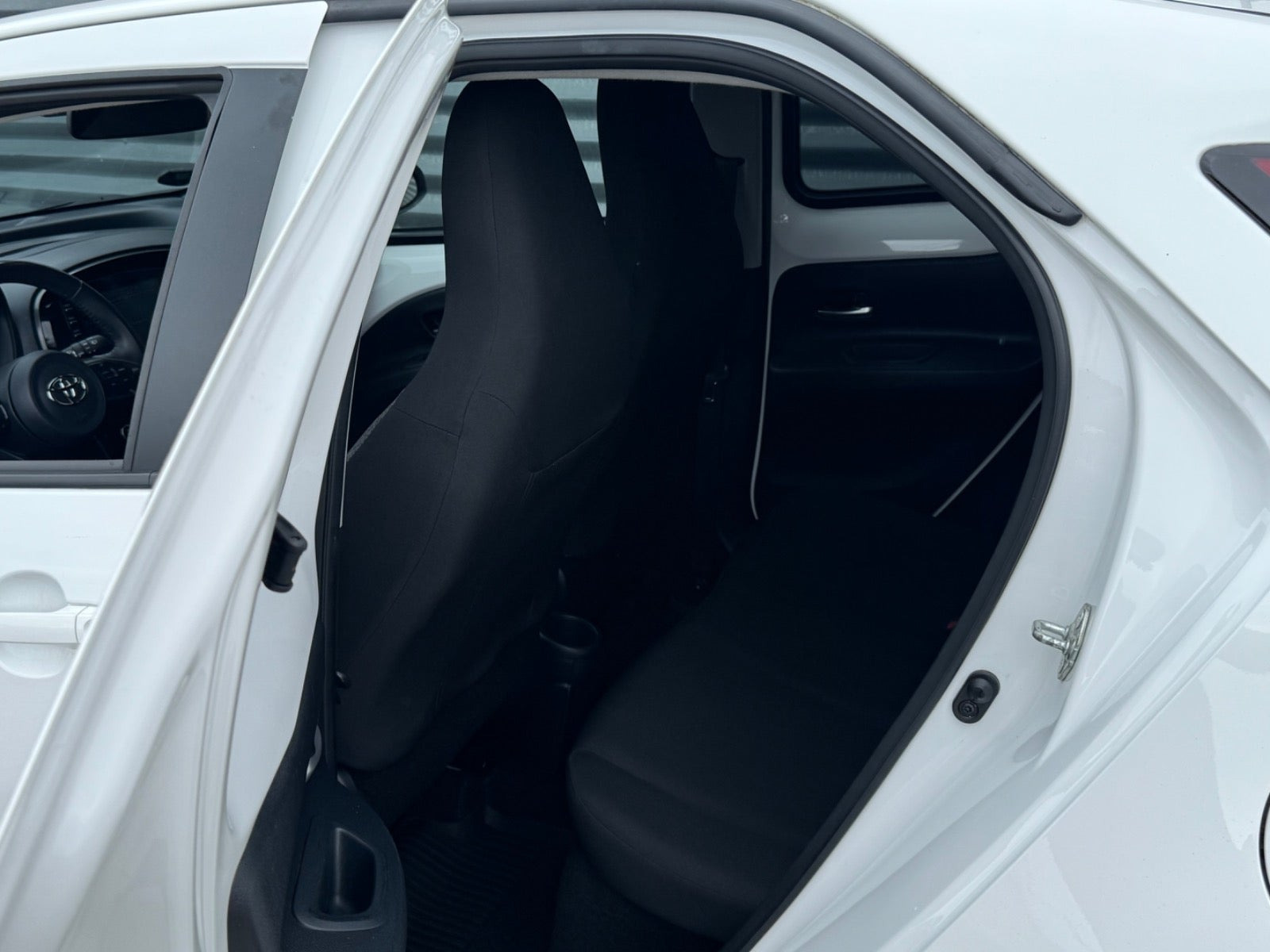 Hvid Toyota Aygo X fra 2022